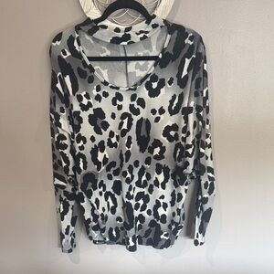 Elegant Animal Print Long Sleeve Top